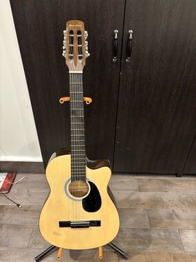 Acoustic Cutaway Guitar in Natural Finish - Unknown Brand